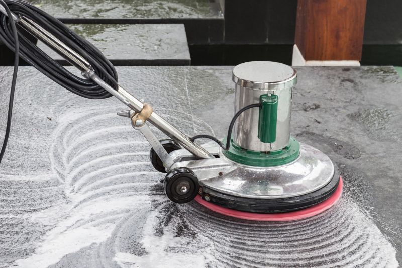 It cleans large areas quickly.
